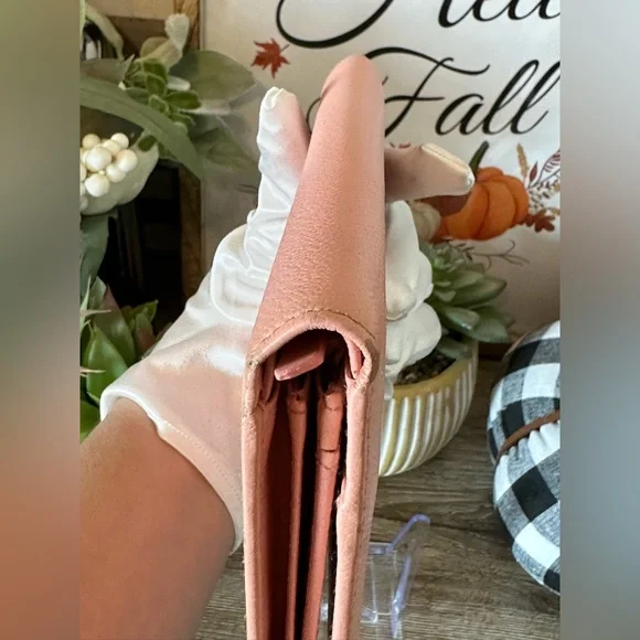 Chanel Coco Button Long Wallet Pink Gold Hardware - Picture 5 of 16